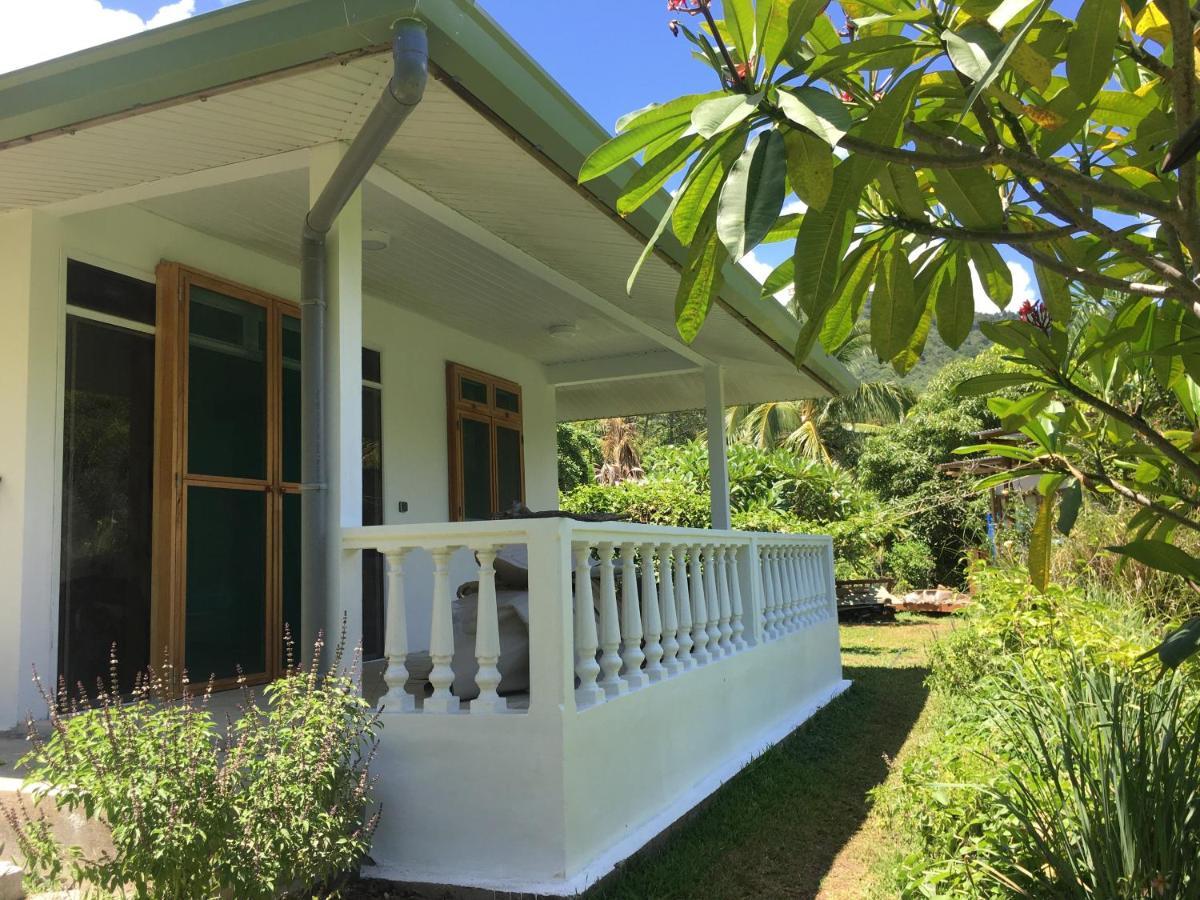 Pension Te Aroha - Te Arii Maatea Buitenkant foto